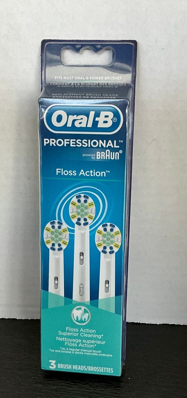 Oral B Professional Floss Action 3 count replacement electric toothbrush heads